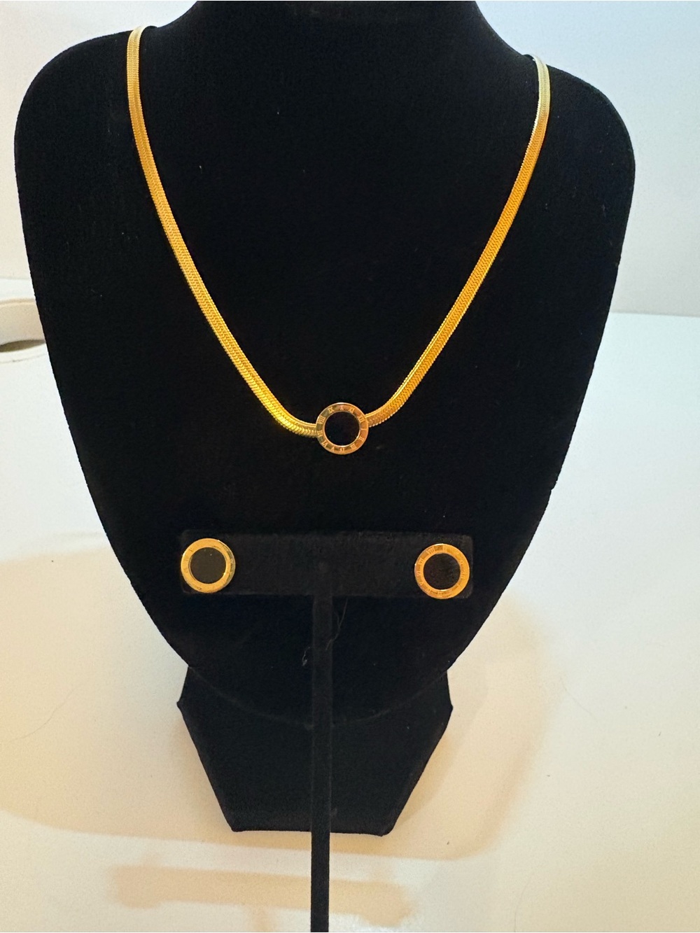 Gold-Tone Circle Pendant Necklace and Stud Earring Set